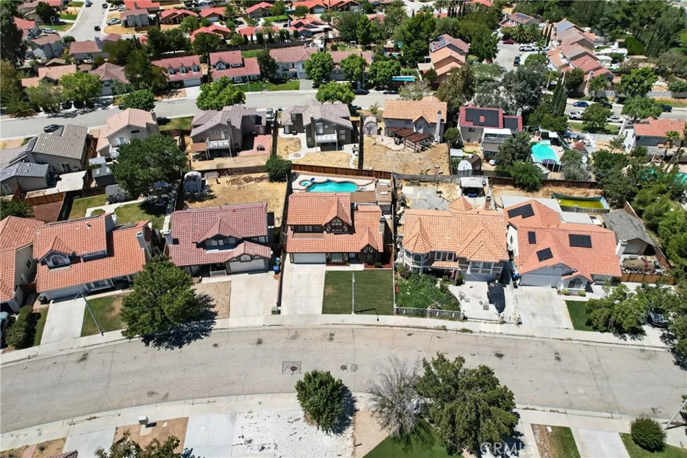 37127 Daisy Street Palmdale, CA 93550