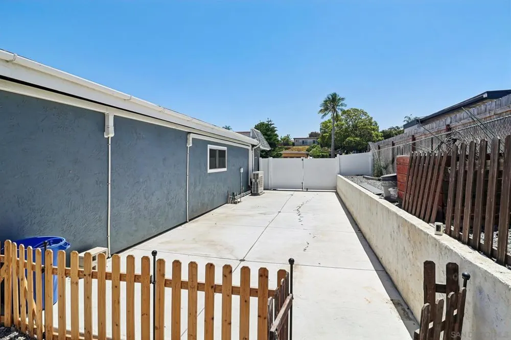 598 Tam O Shanter Dr San Marcos, CA 92069