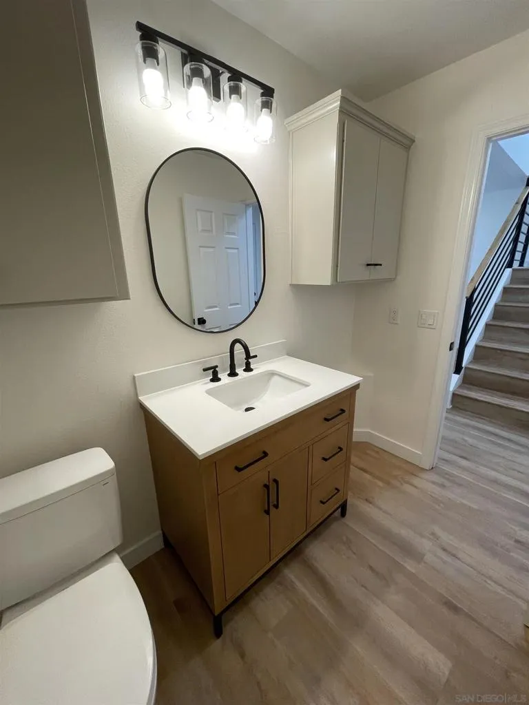 9595 Easter Way #5 San Diego, CA 92121