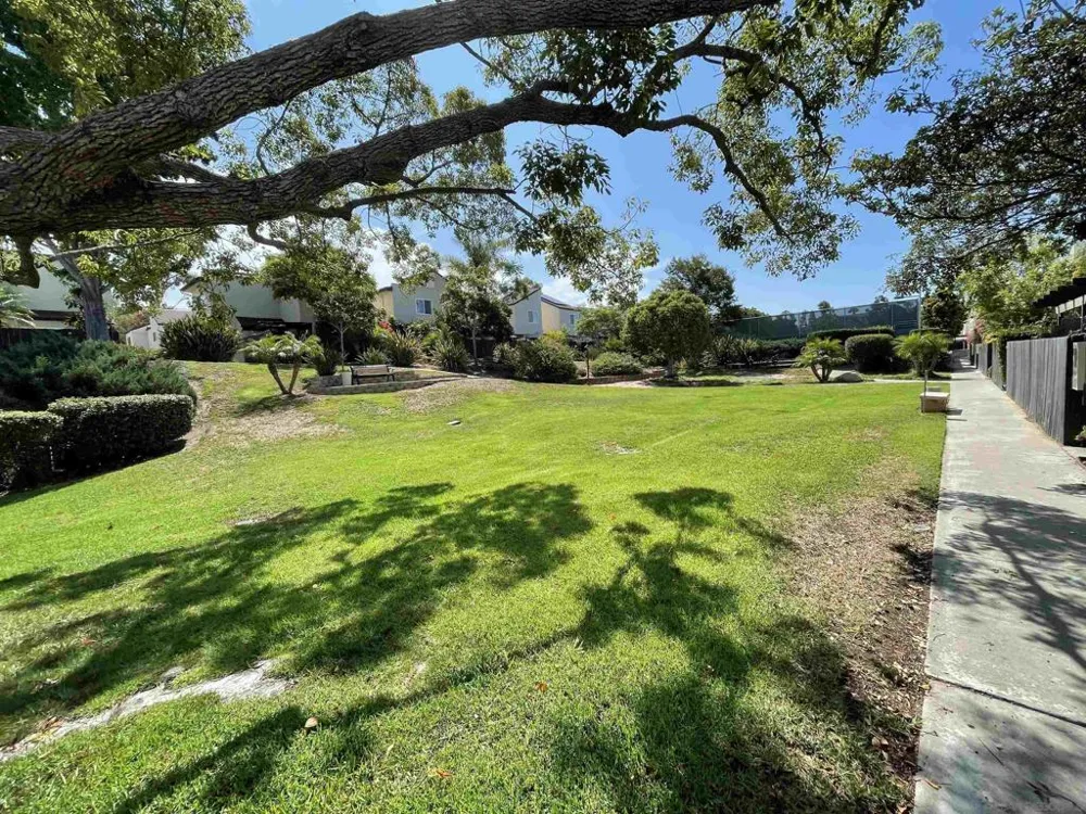9595 Easter Way #5 San Diego, CA 92121