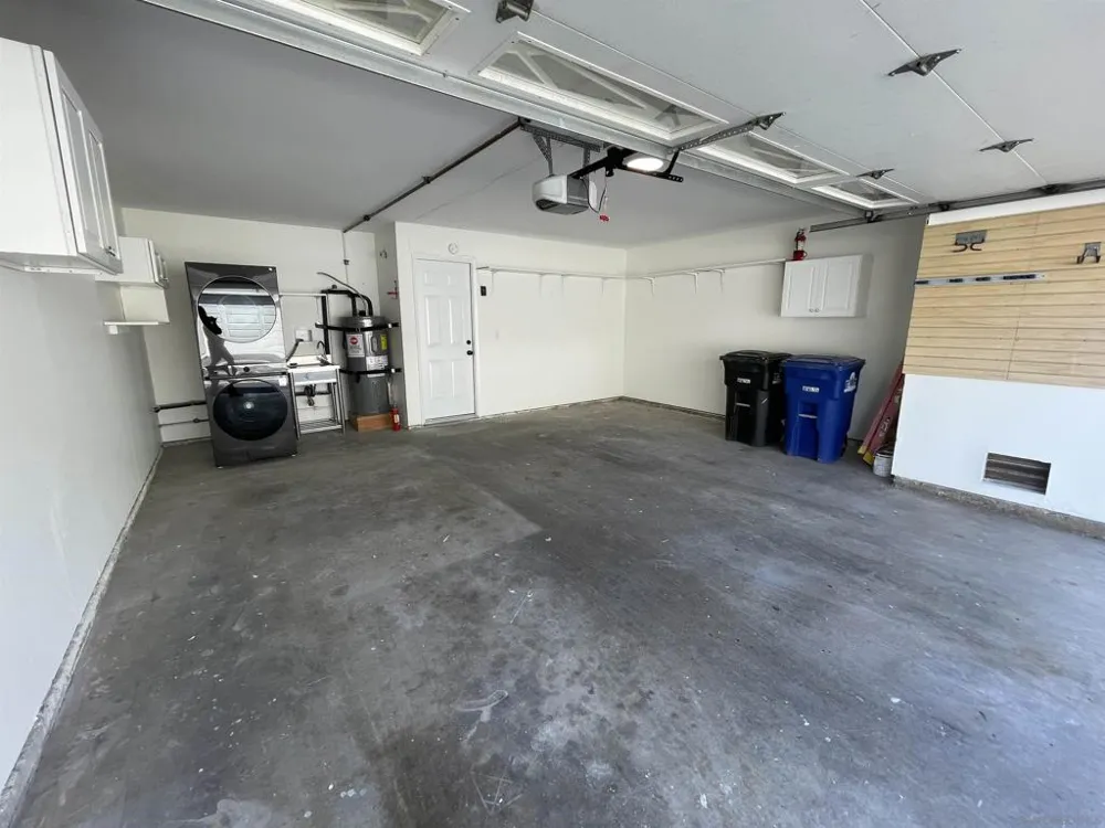 9595 Easter Way #5 San Diego, CA 92121
