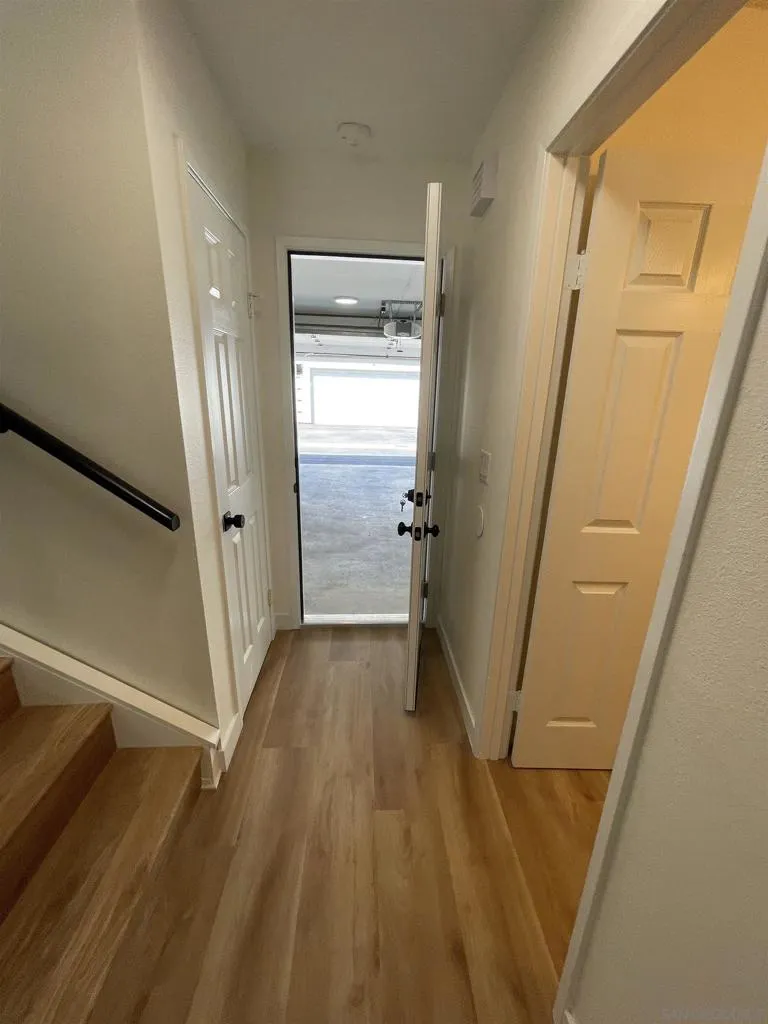 9595 Easter Way #5 San Diego, CA 92121