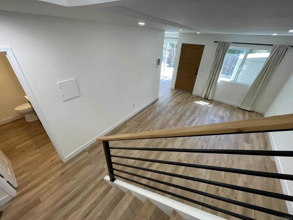 9595 Easter Way #5 San Diego, CA 92121