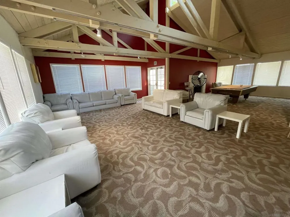 9595 Easter Way #5 San Diego, CA 92121