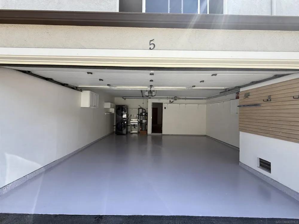 9595 Easter Way #5 San Diego, CA 92121
