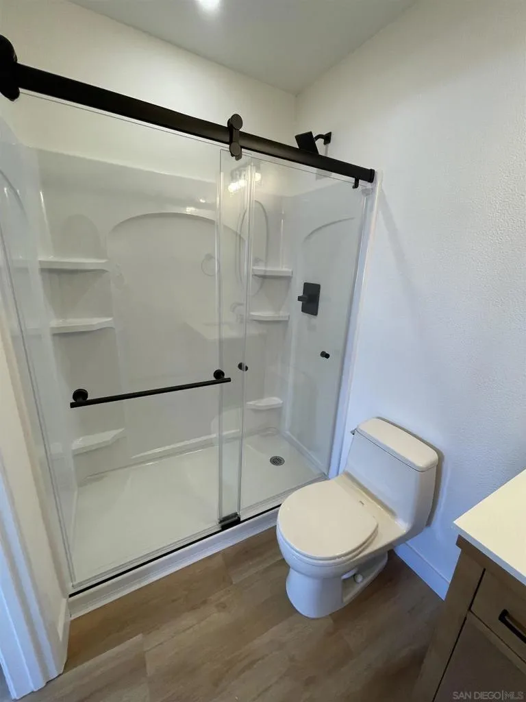9595 Easter Way #5 San Diego, CA 92121