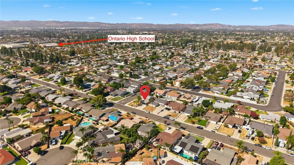 1486 S Cypress Avenue Ontario, CA 91762