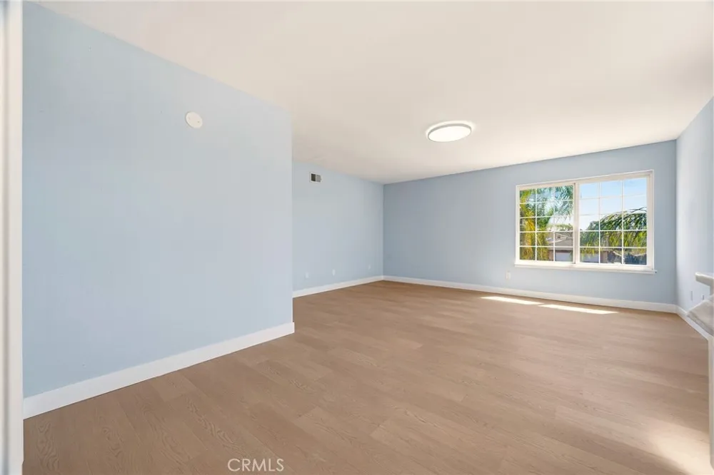 1486 S Cypress Avenue Ontario, CA 91762