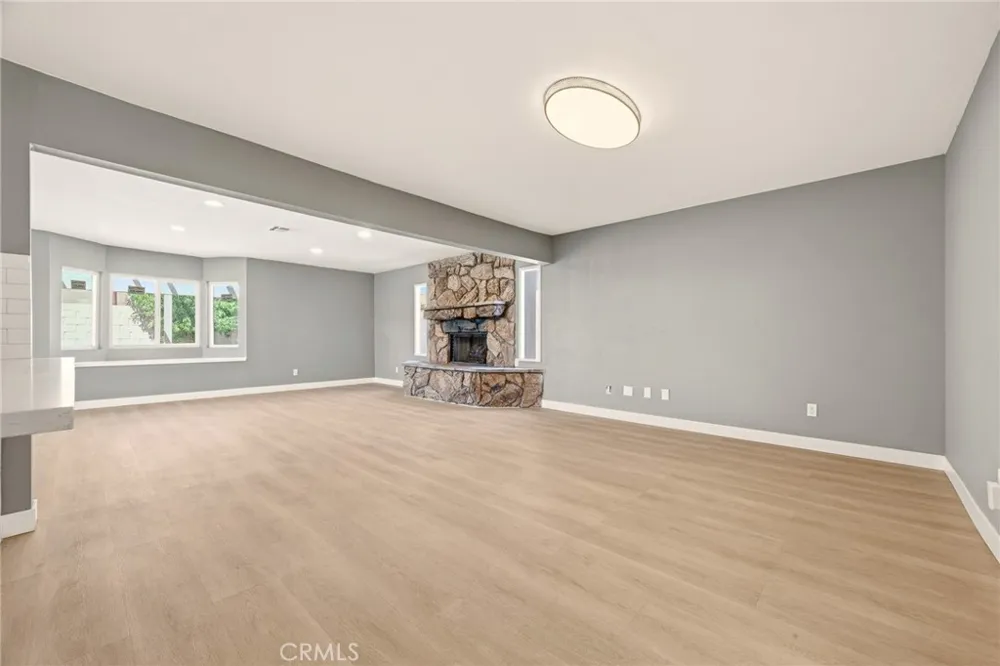 1486 S Cypress Avenue Ontario, CA 91762