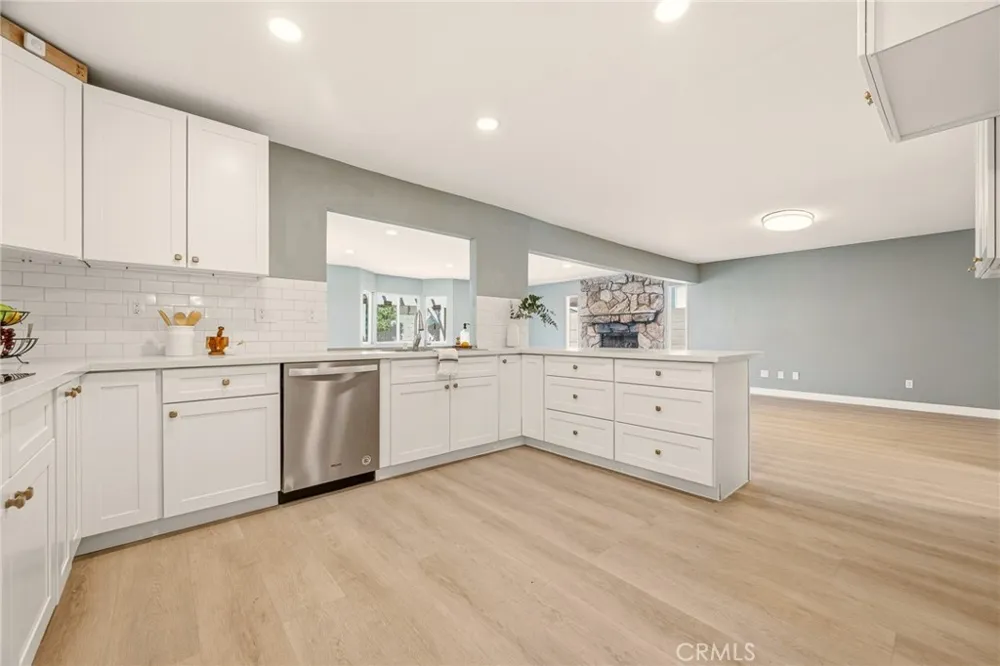 1486 S Cypress Avenue Ontario, CA 91762