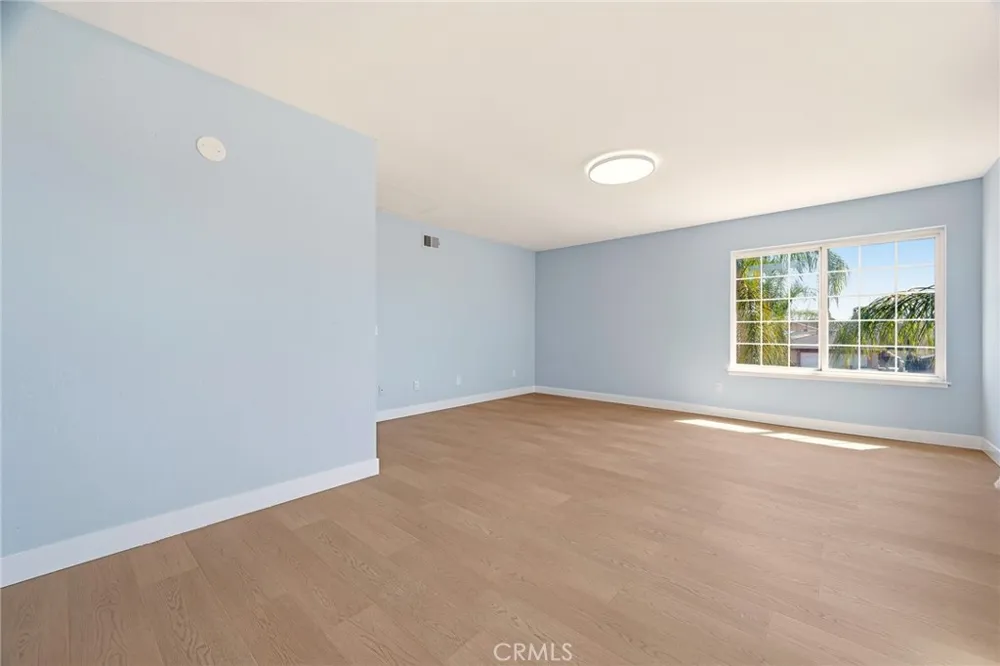 1486 S Cypress Avenue Ontario, CA 91762