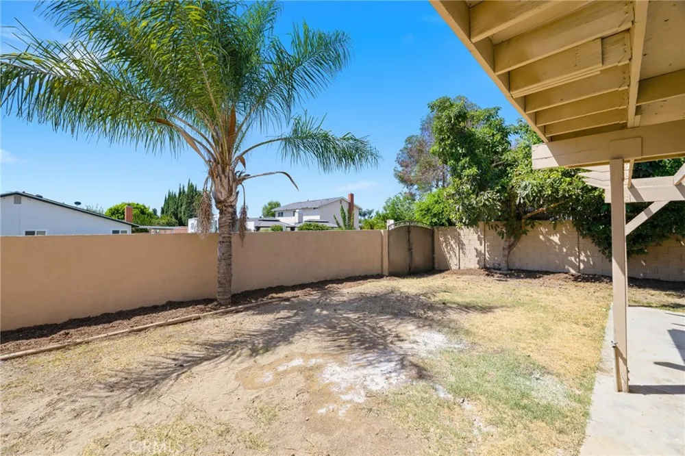 1486 S Cypress Avenue Ontario, CA 91762