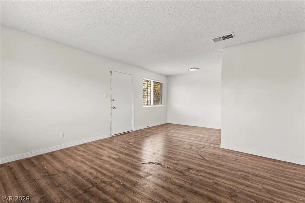 304 Orland Street #41 Las Vegas, NV 89107