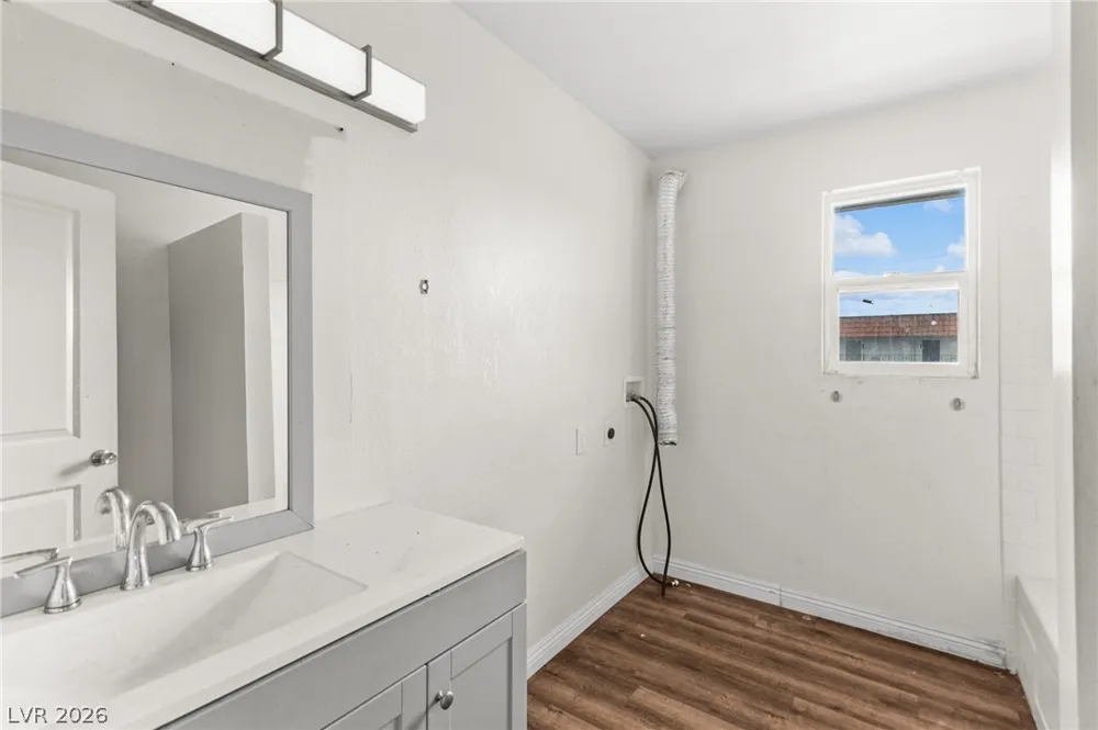 304 Orland Street #41 Las Vegas, NV 89107
