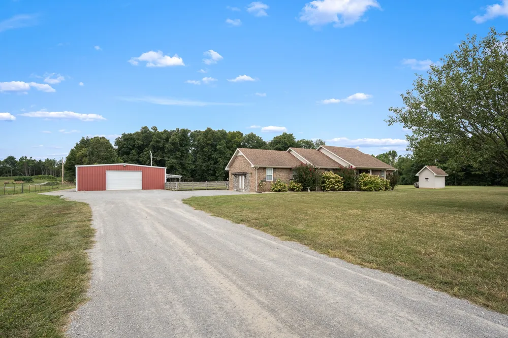 223 Rich Rd Unionville, TN 37180
