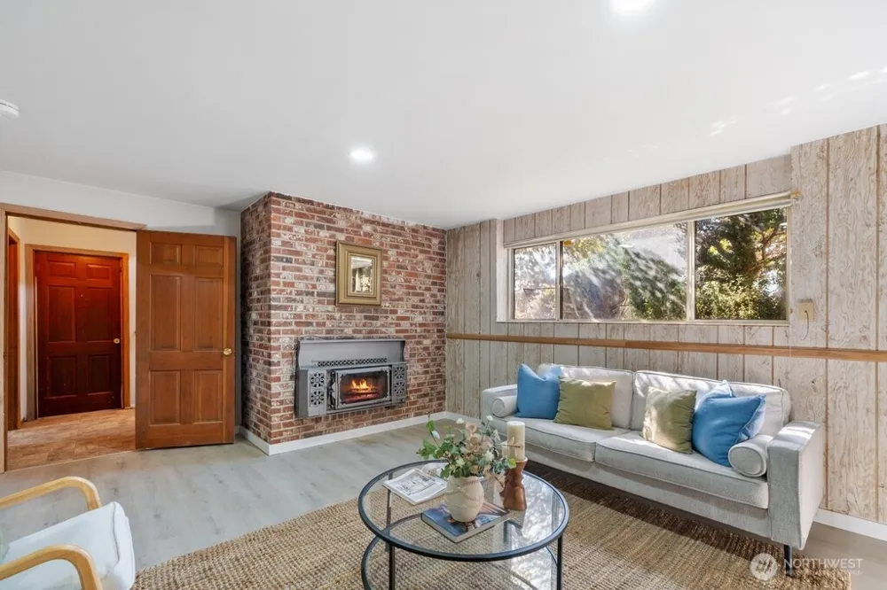 160 S 120th Street Burien, WA 98168