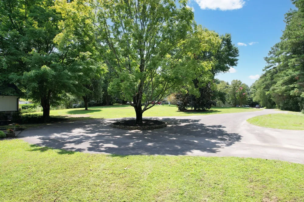 1245 Weeks Drive NE Cleveland, TN 37312
