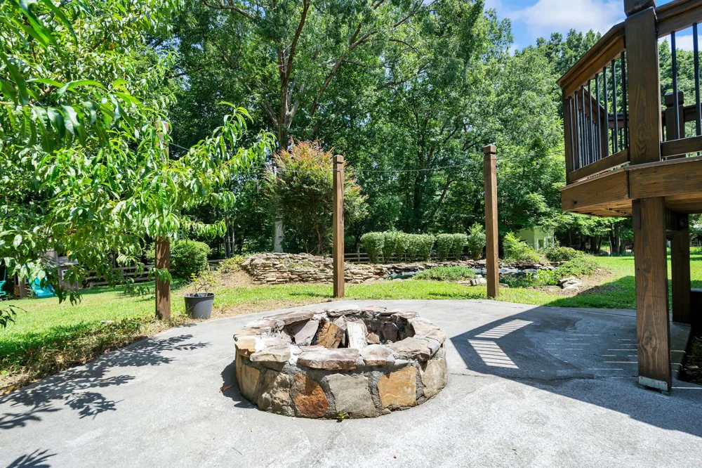 1245 Weeks Drive NE Cleveland, TN 37312