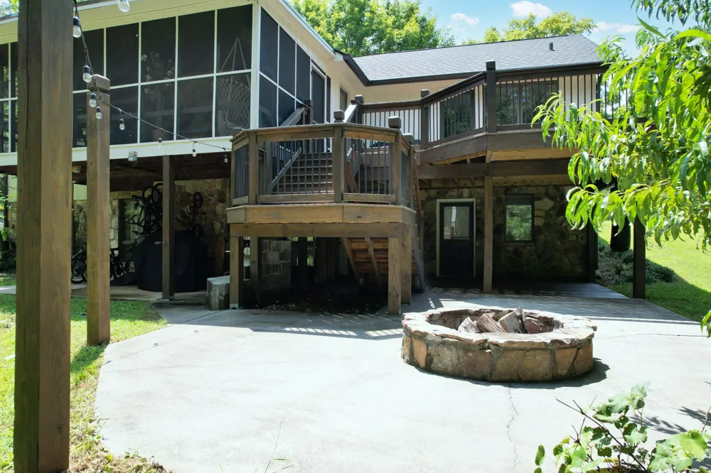 1245 Weeks Drive NE Cleveland, TN 37312