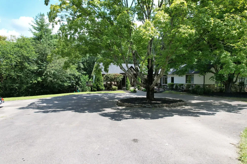 1245 Weeks Drive NE Cleveland, TN 37312