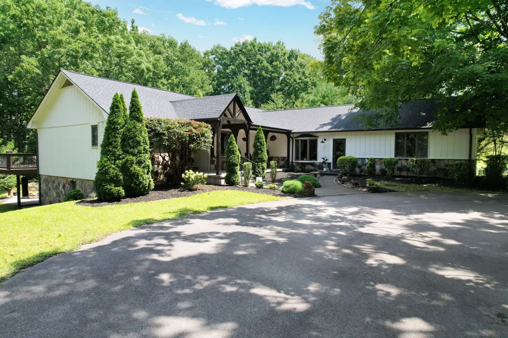 1245 Weeks Drive NE Cleveland, TN 37312