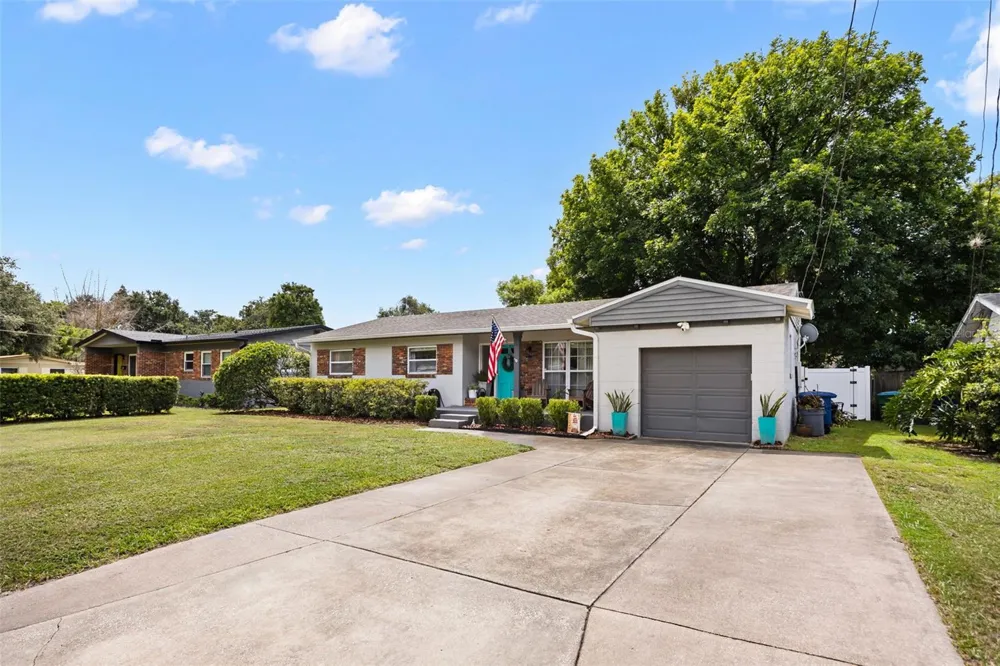 2126 ALBERT LEE PARKWAY Winter Park, FL 32789