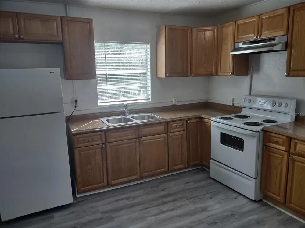 1407 MONROE AVENUE Clearwater, FL 33755