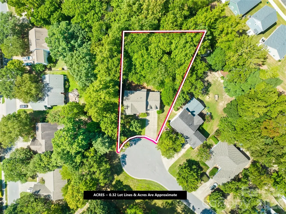 13605 Flatwoods Court Huntersville, NC 28078