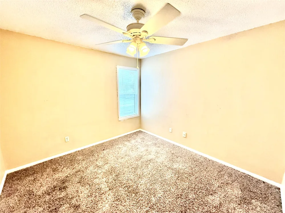8811 Schick Road #B Austin, TX 78729