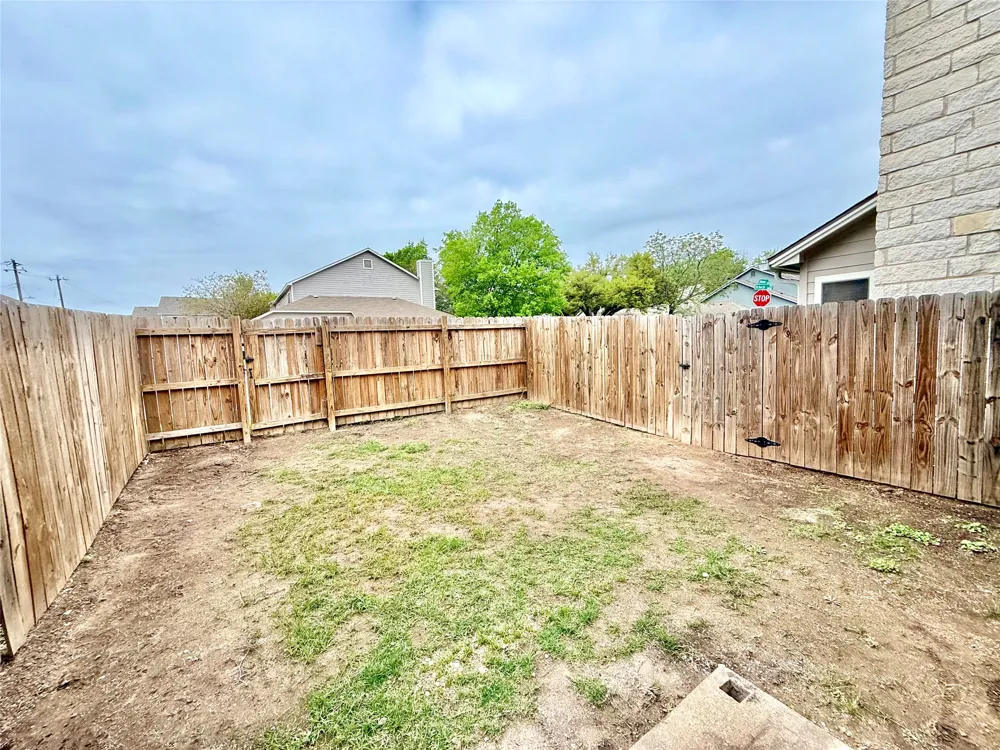 8811 Schick Road #B Austin, TX 78729
