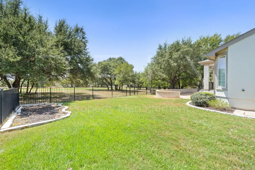808 Armstrong Drive Georgetown, TX 78633