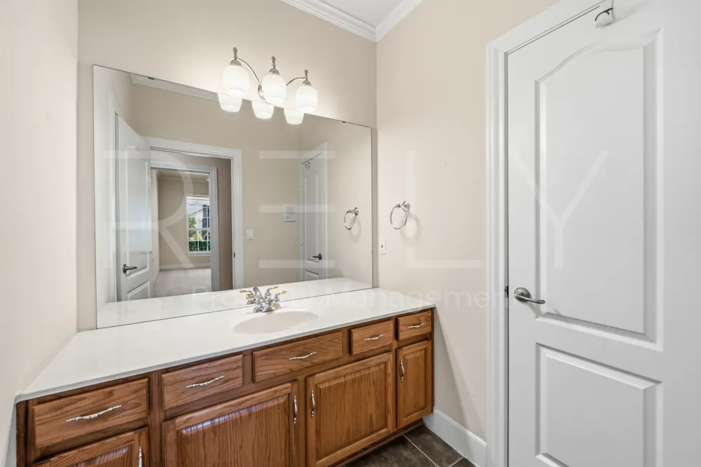 808 Armstrong Drive Georgetown, TX 78633