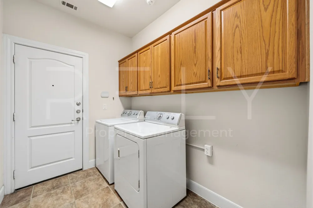 808 Armstrong Drive Georgetown, TX 78633