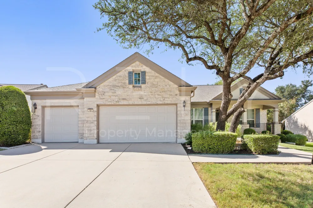 808 Armstrong Drive Georgetown, TX 78633