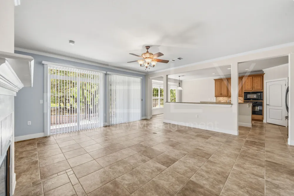 808 Armstrong Drive Georgetown, TX 78633