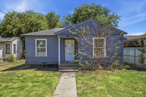 2212 Lea Crest Drive