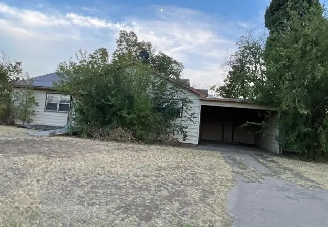 805 Main Knox City, TX 79528