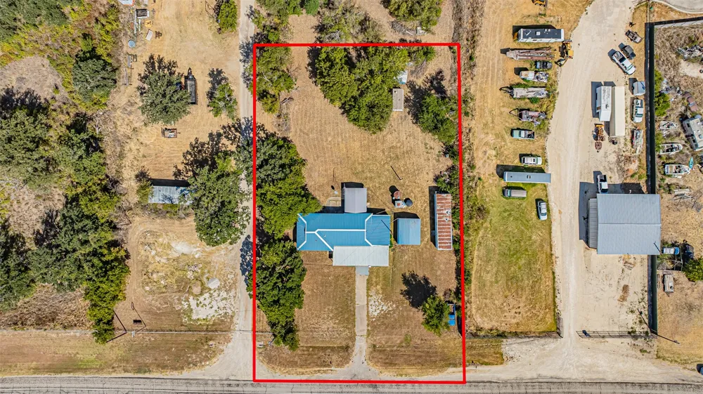 3227 E Washington Street Stephenville, TX 76401