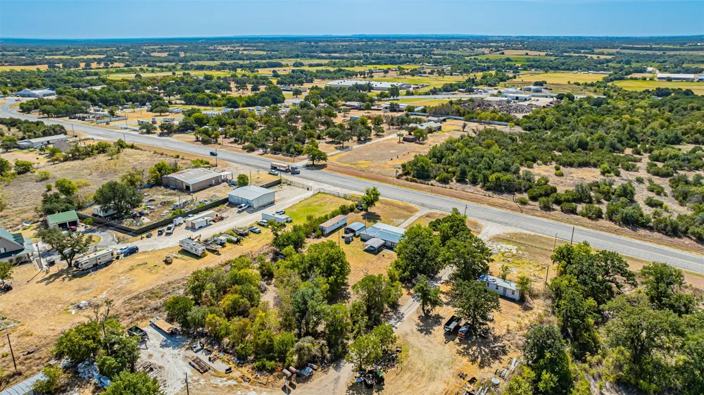 3227 E Washington Street Stephenville, TX 76401