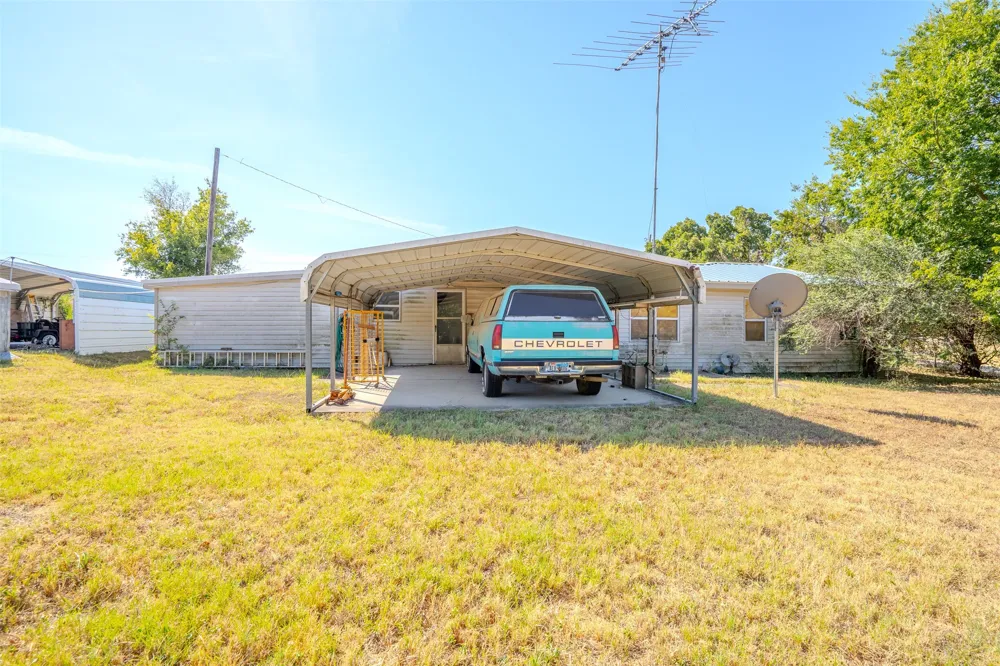 3227 E Washington Street Stephenville, TX 76401