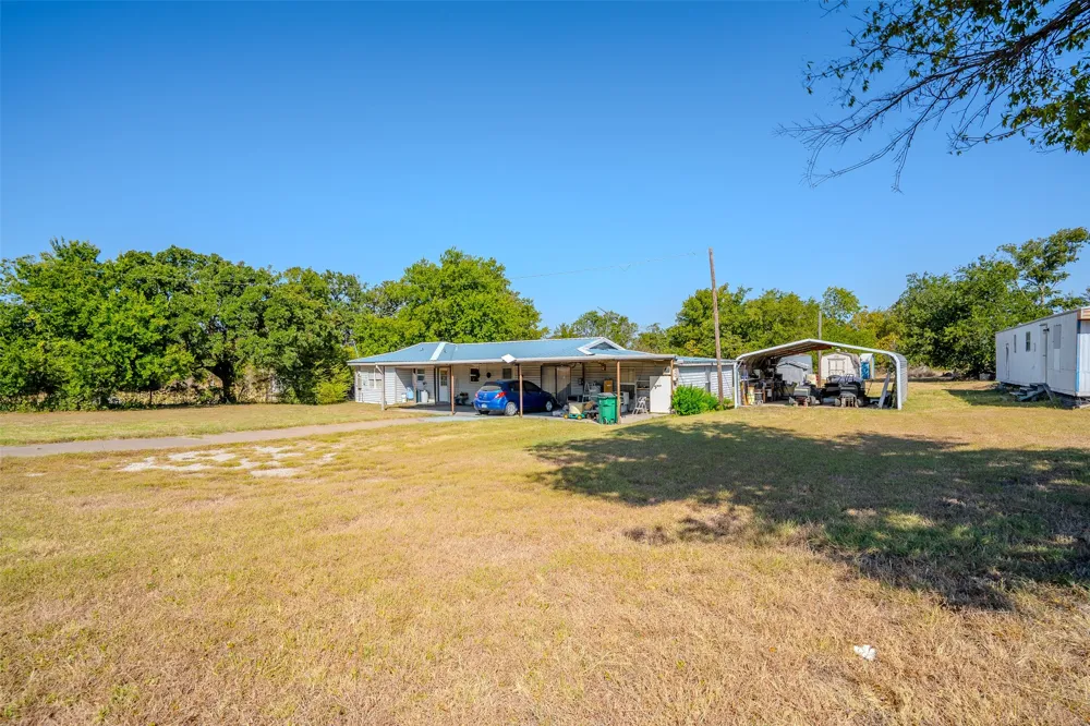 3227 E Washington Street Stephenville, TX 76401