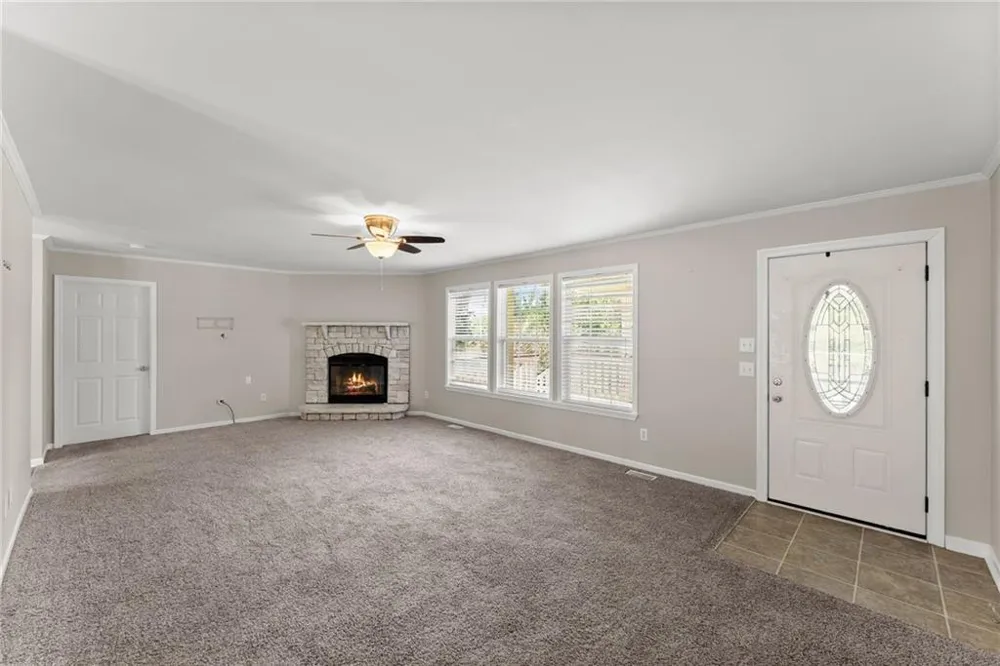82 Bobbys Drive Cleveland, GA 30528