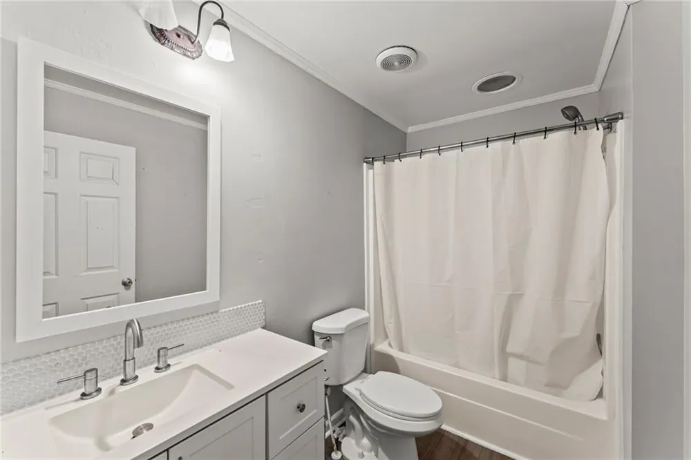 82 Bobbys Drive Cleveland, GA 30528