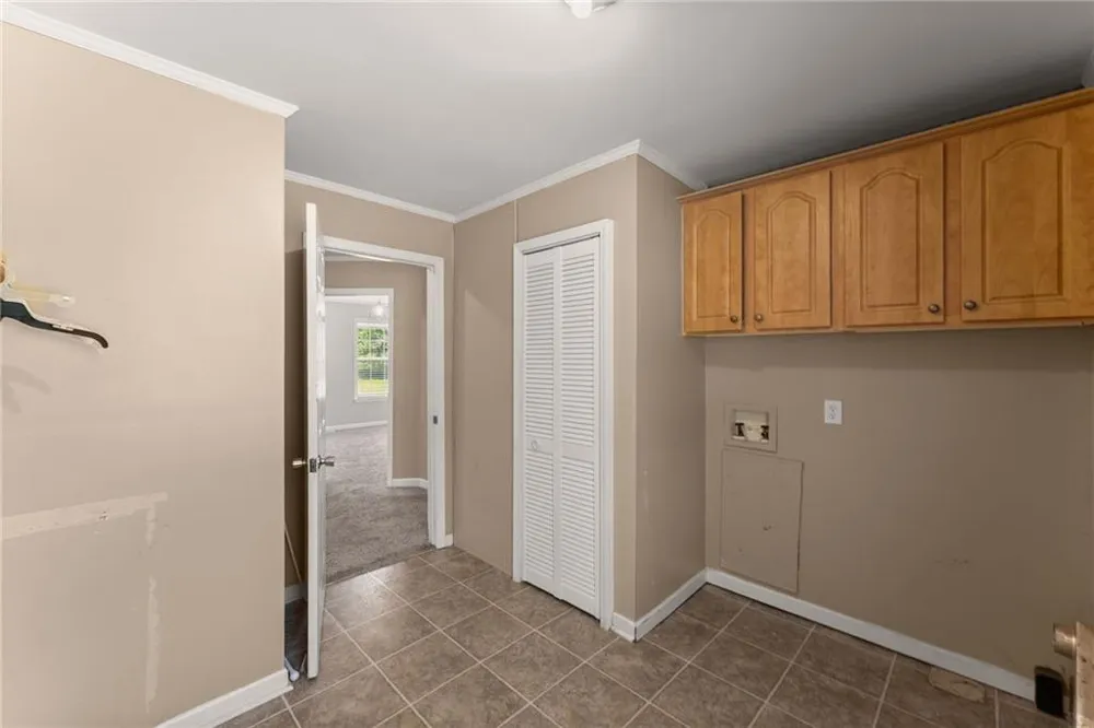 82 Bobbys Drive Cleveland, GA 30528