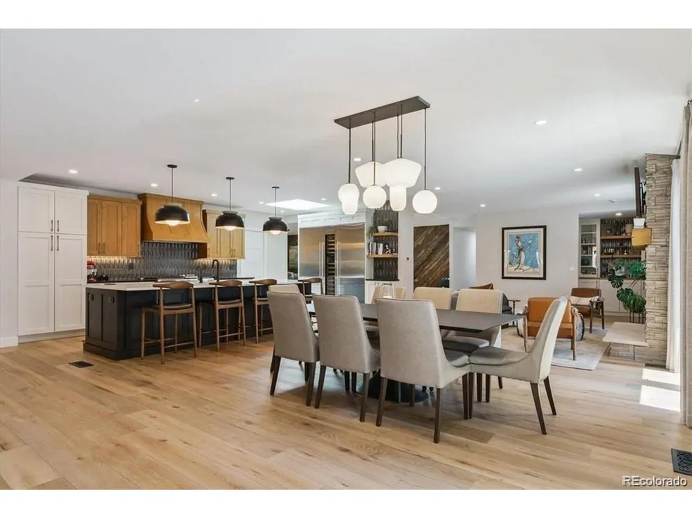 4900 Lakeshore Drive Littleton, CO 80123