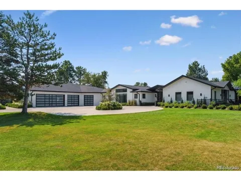 4900 Lakeshore Drive
