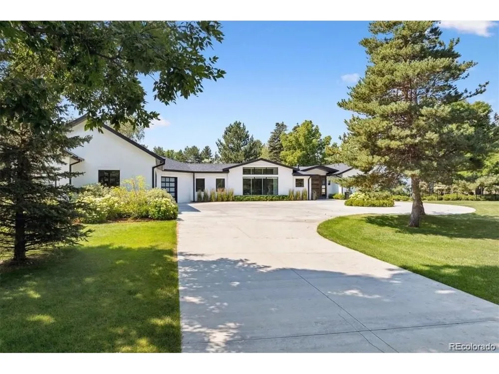 4900 Lakeshore Drive Littleton, CO 80123