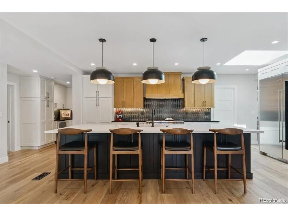4900 Lakeshore Drive Littleton, CO 80123