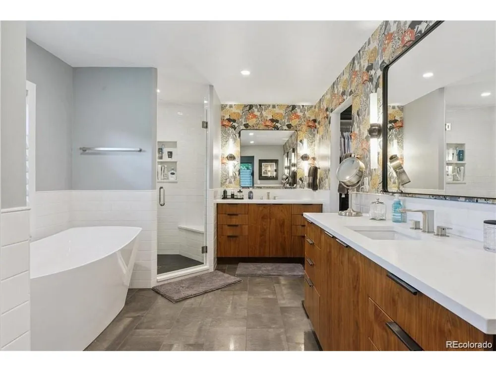 4900 Lakeshore Drive Littleton, CO 80123