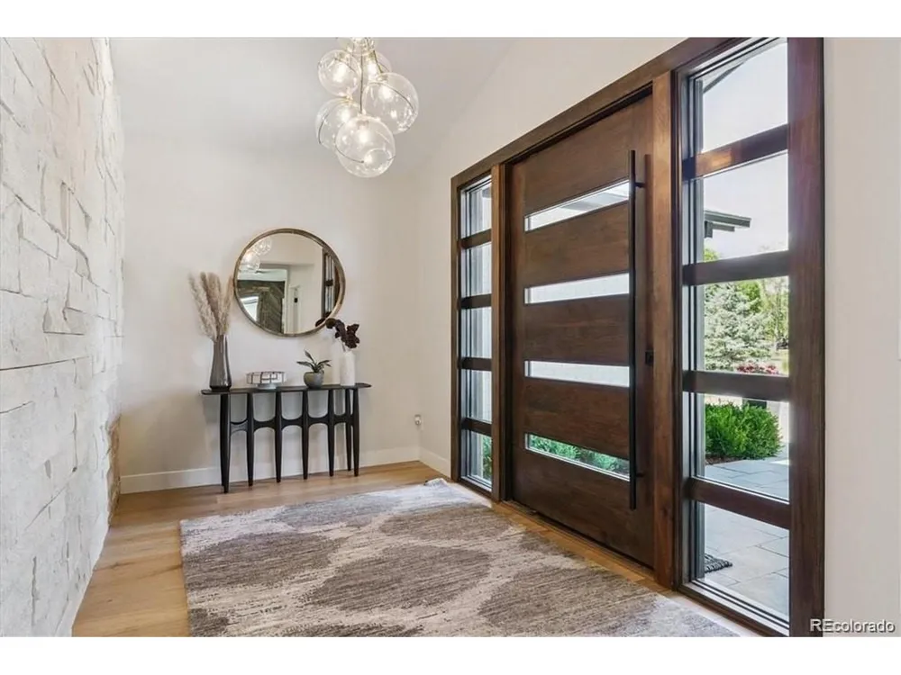 4900 Lakeshore Drive Littleton, CO 80123